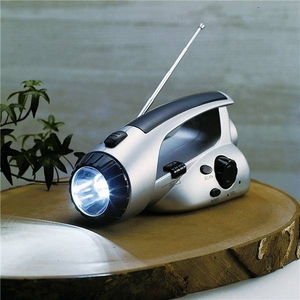 ��󤷽��š������ʥ�LED�饤�ȡʲ��������ˡ�FM�饸�������ܸ���������